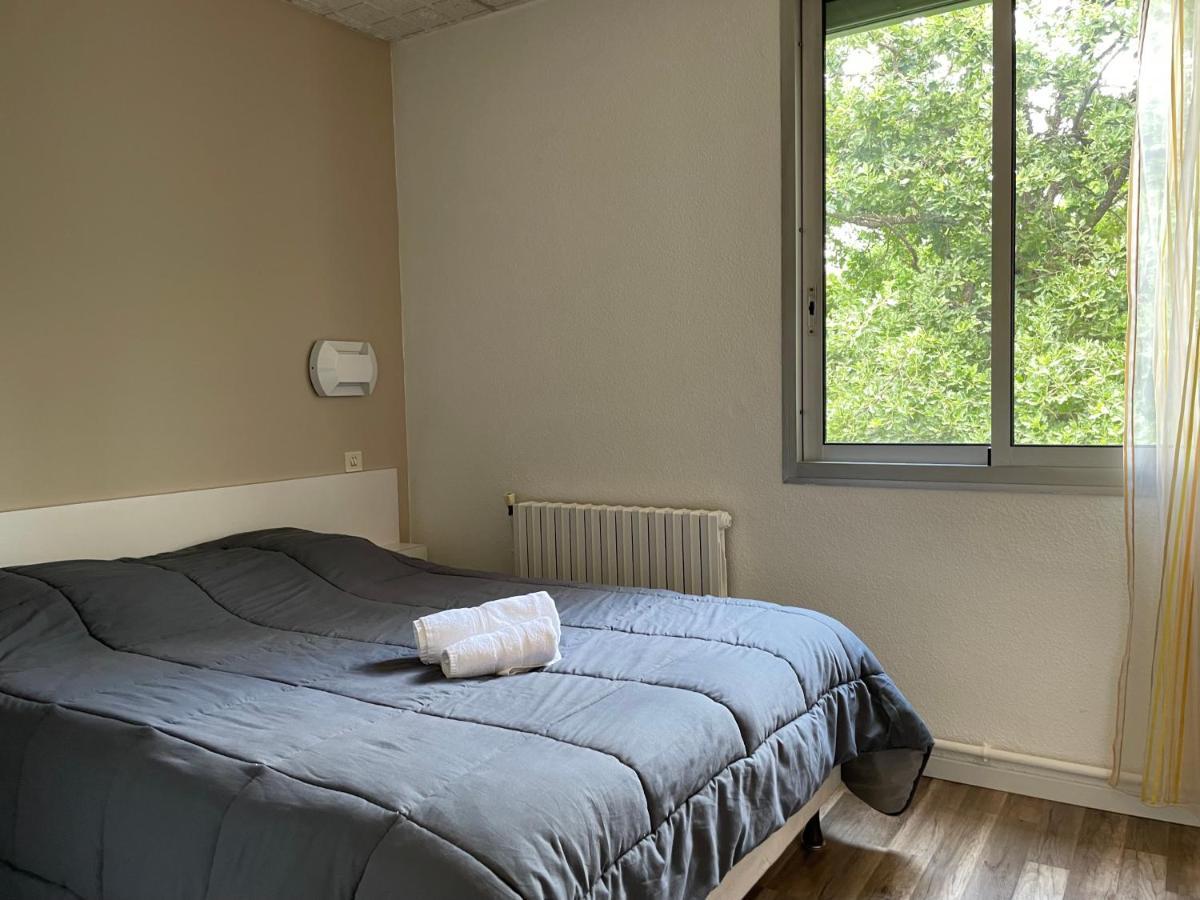 Hotel Les Chenes Sisteron Zewnętrze zdjęcie