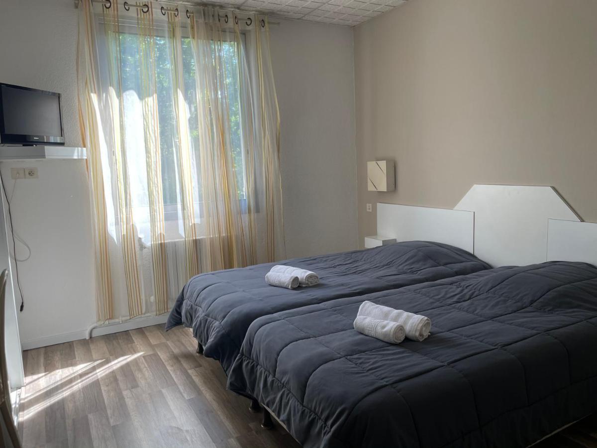 Hotel Les Chenes Sisteron Zewnętrze zdjęcie