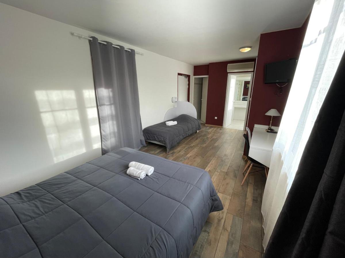 Hotel Les Chenes Sisteron Zewnętrze zdjęcie