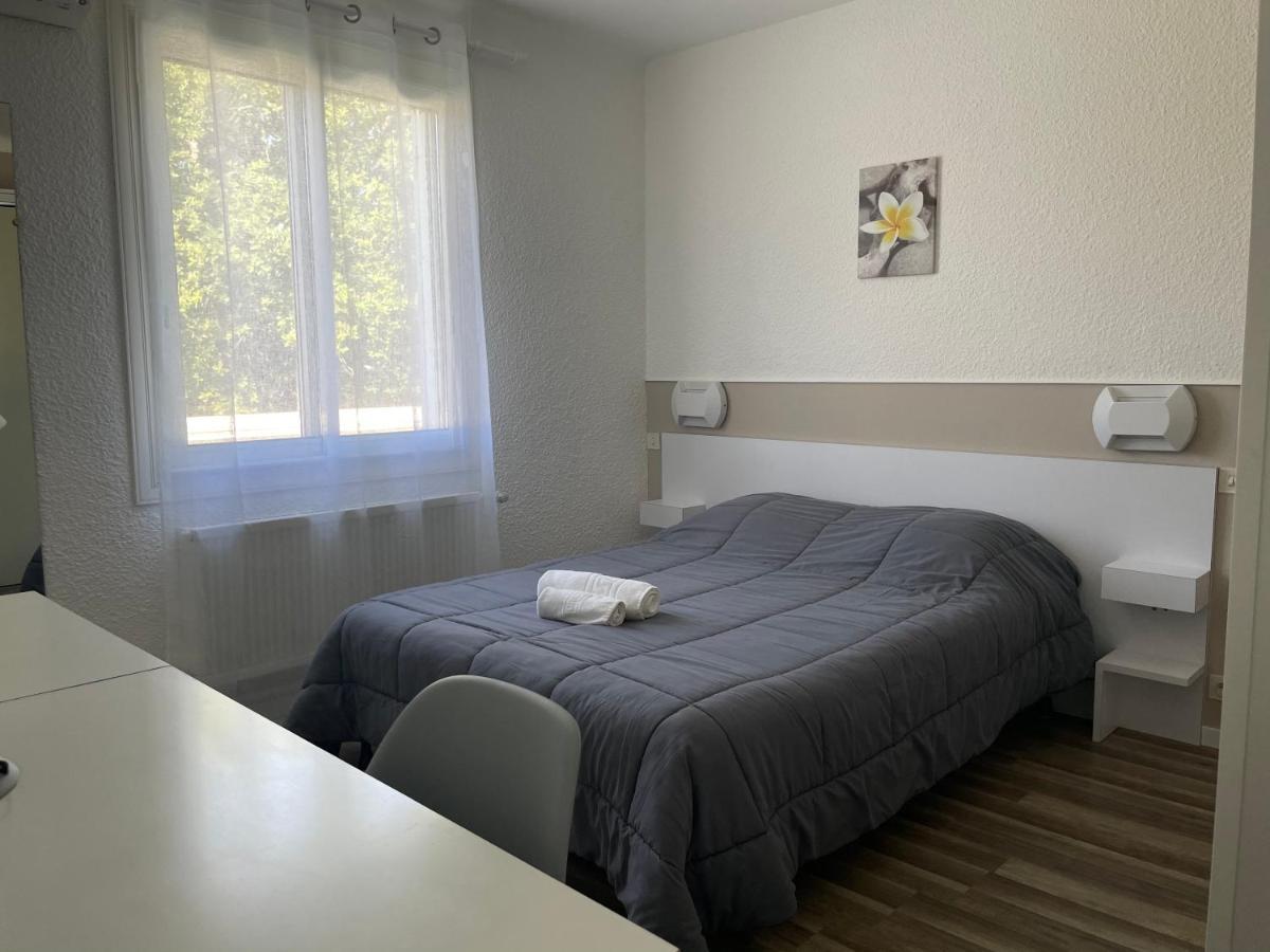 Hotel Les Chenes Sisteron Zewnętrze zdjęcie