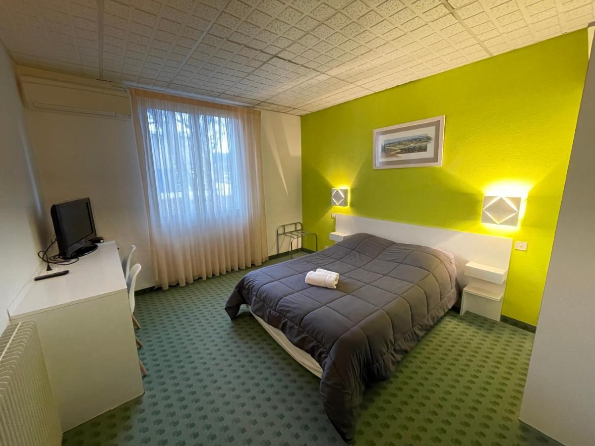 Hotel Les Chenes Sisteron Zewnętrze zdjęcie