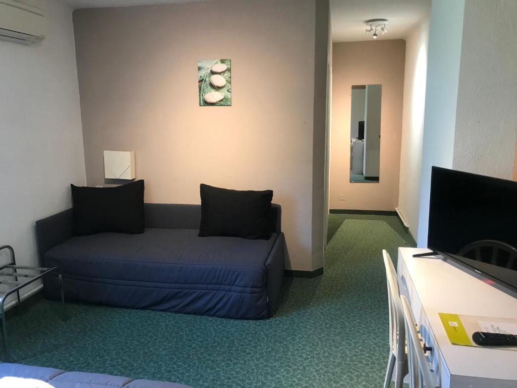 Hotel Les Chenes Sisteron Zewnętrze zdjęcie