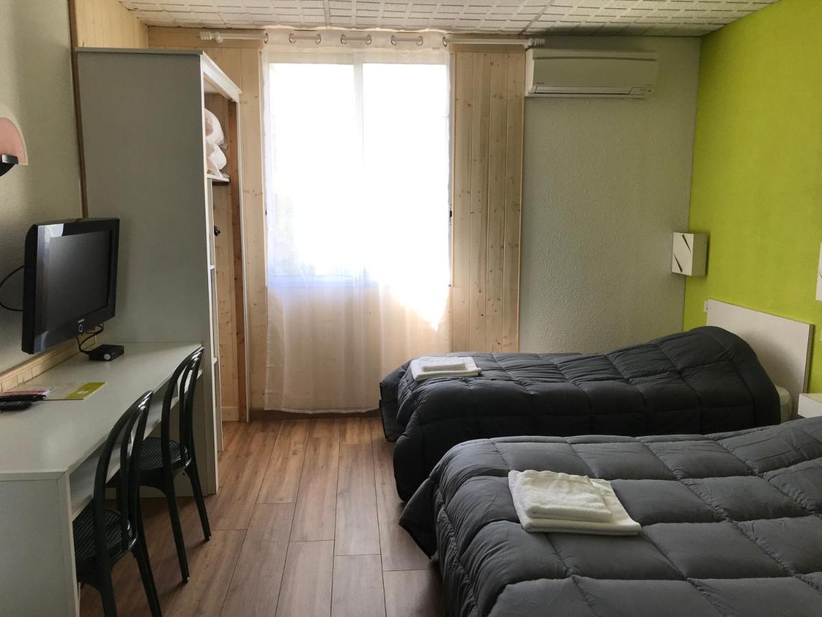 Hotel Les Chenes Sisteron Zewnętrze zdjęcie
