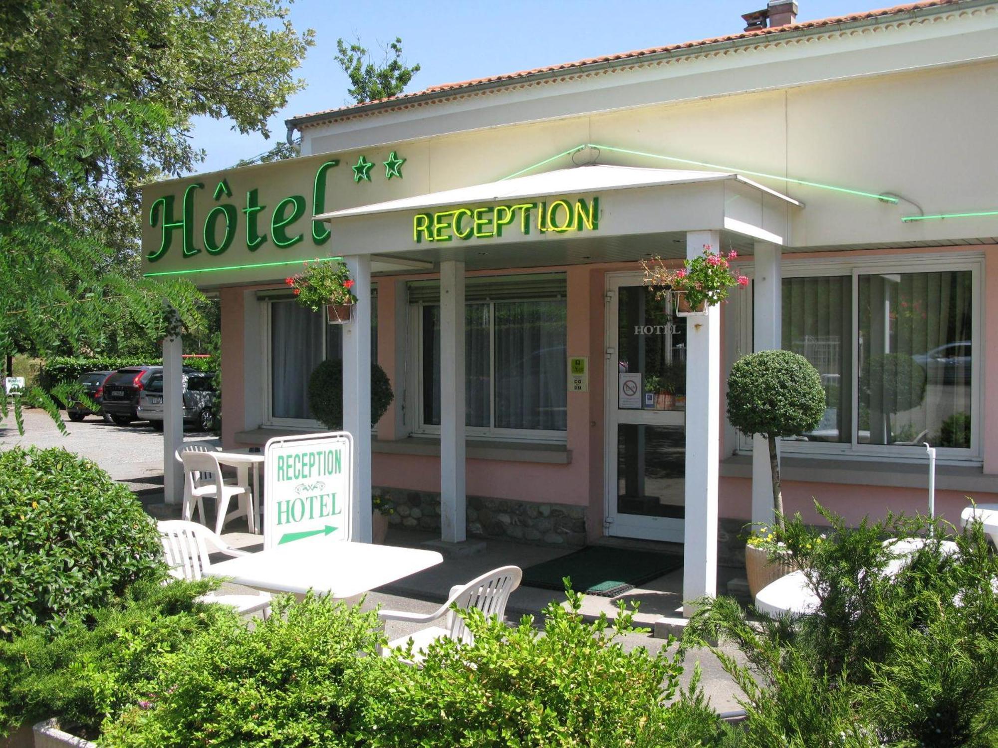 Hotel Les Chenes Sisteron Zewnętrze zdjęcie